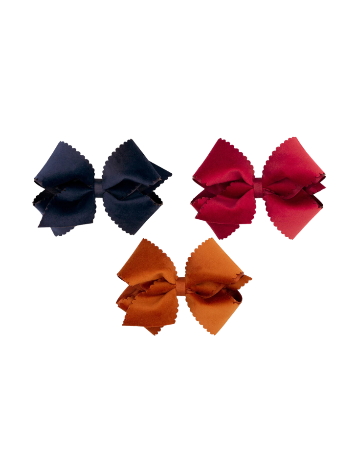 Small King Scalloped Edge Velvet Bow | Wee Ones | Iris Gifts & Décor